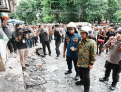 Tinjau Lokasi Kebakaran di Kemayoran, Mendagri Evaluasi Kelayakan Bangunan