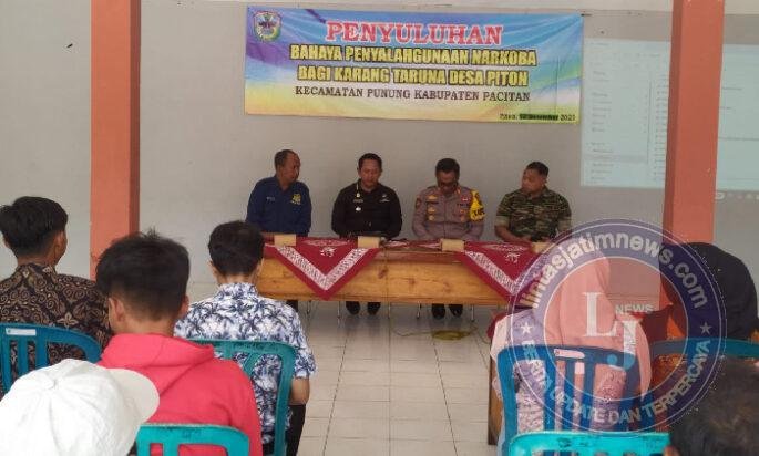 Babinsa Koramil 0801/10 Punung Dukung Penyuluhan Bahaya Narkoba Bagi Karang Taruna Desa