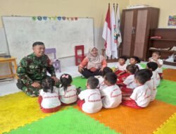Babinsa Sambangi PAUD Kartini Motivasi dan Semangati Belajar
