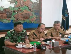 TNI dan Forkompimda Pacitan Ikuti During Virtual Rakor Tim Pengendalian Inflasi Daerah (TPID) Oleh Kemendagri RI