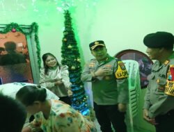 Jelang Perayaan Natal Polres Pelabuhan Tanjungperak Pastikan Keamanan Gereja