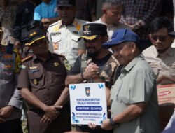 Dari Aceh Tamiang, Mendagri Bertolak ke Aceh Timur Serahkan Bantuan