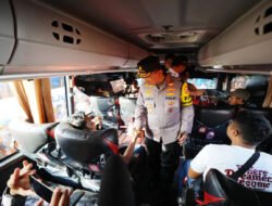 Tinjau Terminal Pulo Gebang, Kapolri Tekankan Utamakan Keselamatan Penumpang!