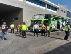 Pastikan Keamanan Nataru di Kota Madiun, TNI-Polri Siaga di Terminal Purboyo