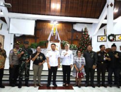 Pastikan Ibadah Malam Natal Berjalan Aman, Dandim 0735/Surakarta Bersama Forkopimda Pantau Situasi Gereja