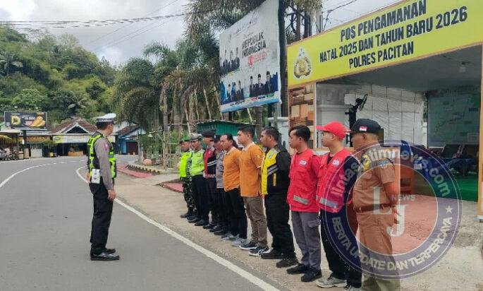 Cegah Kemacetan Berlebih, Personel Gabungan TNI Polri Lakukan Pemantauan di Rest Area Tegalmobo