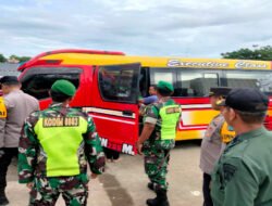 TNI Polri Bersinergi Amankan Nataru di Rest Area Saradan