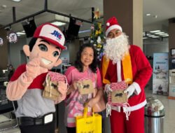 JNE Bergerak Bersama Berbagi Kasih dalam Perayaan Natal 2025