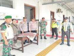 Polres Pasuruan Pantau Arus KA di Bangil, Libur Nataru 2025 Volume Penumpang Turun