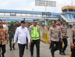 Jelang Libur Tahun Baru 2026, Kakorlantas dan Menhub Cek Pelabuhan Gilimanuk