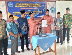 Pemgukuhan Kepala SMA Muhammadiyah 3 Parengan–Maduran Masa Bakti 2025–2029 oleh Ketua Dikdasmen dan PNF PWM Jatim