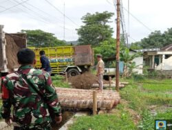 Peran TNI Dalam Pendampingan Pengurukan Lahan KDMP di Desa Purwoasri Pacitan