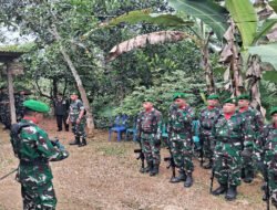 Danramil 0801/08 Tulakan Kapten Gutarno Pimpin Upacara Pemakaman Militer Anggota Purnawirawan