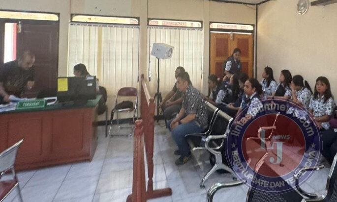 Ketua Majelis Hakim PN Sorong, Wara Laso, Menegur Keras Pihak Tergugat Atas Ketidakpastianya Menghadirkan Barang Bukti