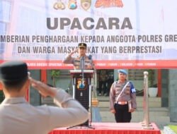 Kapolres Gresik Beri Penghargaan, Dedikasi Polisi dan Warga Jadi Teladan