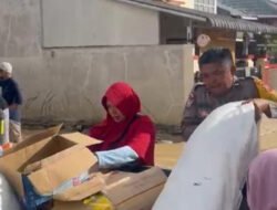 Polri Salurkan Bantuan Sembako untuk Warga Terdampak Banjir Bandang di Gurun Laweh
