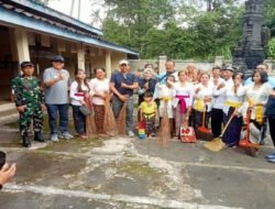 Bersatu Sukseskan Hari Desa Nasional, Koramil Ampel bersama Pemkab dan Warga Bersihkan Pura