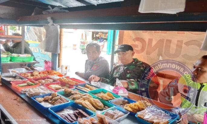 Hangat dan Merakyat Angkringan Jadi Sasaran Babinsa Danukusuman Dalam Berinteraksi Sosial