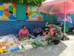 Babinsa Kampung Baru Sambangi Pelaku UMKM, Berikan Motivasi dan Semangatkan Ekonomi Masyarakat