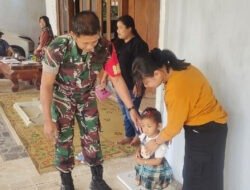 Babinsa Hadir di Posyandu, Tunjukkan Kedekatan dengan Balita dan Warga