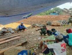 Demi Ekonomi Warga, Babinsa Winong Turun Langsung Kawal Pembangunan KDKMP