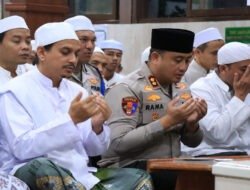 Awali Tugas Baru, Kapolres Gresik Ziarah Wali dan Ulama