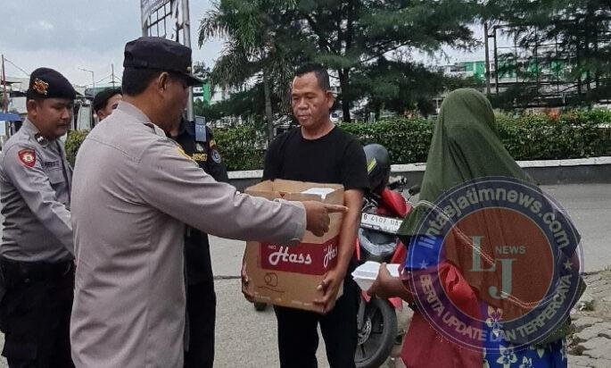 Polsek Kawasan Muara Baru Jakarta Utara Kembali Lakukan Giat Jumat Berkah