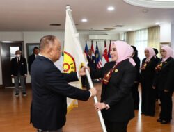 Dilantik sebagai Ketua Perwosi, Tri Tito Karnavian Komitmen Tingkatkan Kualitas Kesehatan Perempuan dan Keluarga