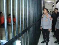 Kapolres Gresik Cek Langsung Mako dan Rutan, Sapa Warga Binaan