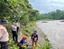 Polres Bondowoso Terjunkan Personel Pencarian Korban Hanyut di Sungai Sampeanbaru
