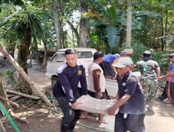 Kue Gorengan dan Kopi Penyemangat Kerja Pada Pembangunan Jembatan Perintis Garuda di Ponorogo