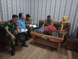 Peran Aktif Babinsa Dampingi Tim Monev Dana dan Pembangunan Desa Kepatihan Wetan