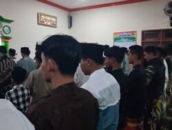 Memperkuat Keimanan Dan Ketaqwaan, Satgas TMMD 127 Kodim 0728/Wonogiri Laksanakan Sholat Tarawih Dan Tadarus Al-Qur’an‎