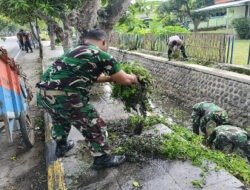 Antisipasi Bencana Sejak Dini, Koramil 0803/01 Taman Bersihkan Saluran Air