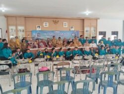 Upacara Penarikan BBK 7: Mahasiswa UNAIR Resmi Akhiri Masa Pengabdian di Mulyorejo