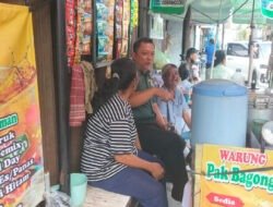 Pelaku UMKM Jadi Sasaran Komsosnya Babinsa Kemlayan.