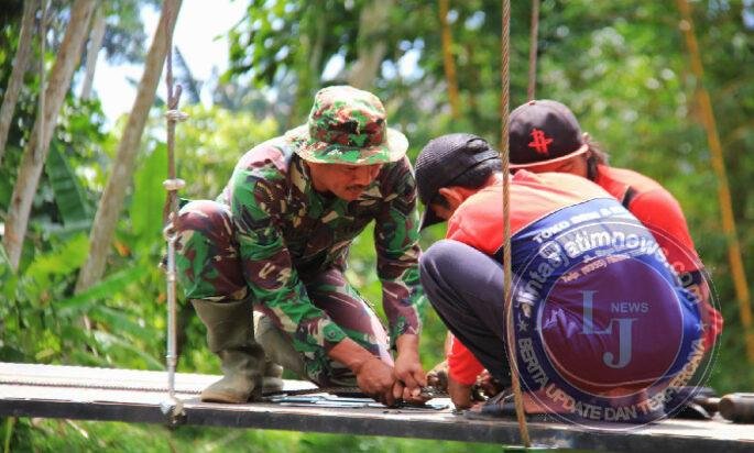 Jembatan Perintis Garuda II di Prigi Hampir Rampung, Sinergi TNI dan Warga Perkuat Akses Desa