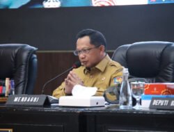 Tito Karnavian Minta Daerah Tetap Waspadai Komoditas Pangan dan Perkuat Cadangan Logistik