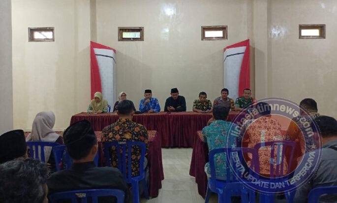 Perkuat Kemanunggalan TNI dan Rakyat, Babinsa Koramil 0801/02 Kebonagung Hadiri Kegiatan Binwas Dari TAMP