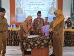 Sertijab dan Pisah Kenal Kepala SMPN 3 Babat Berlangsung Khidmat dan Meriah