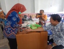 Peduli Kesehatan, Danramil 0801/10 Punung Bersama Forkopimca Lakukan Cek Kesehatan Gratis