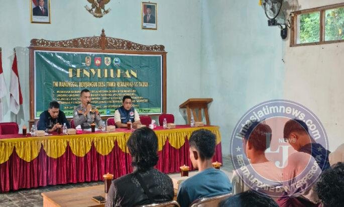 Warga Desa Kembang Dibekali Rasa Cinta Tanah Air dan Hidup Sehat Tanpa Narkoba dalam Penyuluhan TMMD Reguler ke 127 Kodim/0728 Wonogiri