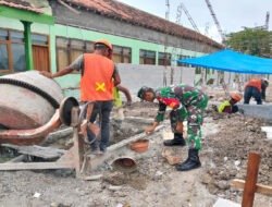 Demi Rumah Ibadah yang Layak, Babinsa dan Warga Nglames Bergotong Royong Bangun Mushola