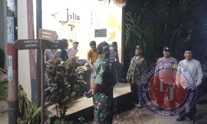 Babinsa Teras Turun Malam! Siskamling Kopen Makin Solid, Keamanan Kian Terkendali