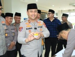 Kapolres Gresik Pimpin Tes Urine PJU, Seluruh Pejabat Utama Polres Gresik Negatif Narkoba