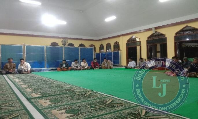 Perkuat Pondasi Iman dan Taqwa di Bulan Suci, Babinsa Koramil, 0801/07 Ngadirojo Ikuti Safari Ramadhan