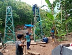 Sinergi TNI dan Rakyat Dalam Pembangunan Jembatan Gantung Perintis Garuda II di Pacitan