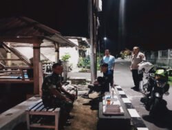 Jaga Kekhusyukan Ramadan, Babinsa Pulisen Intensifkan Patroli Dialogis Ciptakan Wilayah Aman dan Kondusif