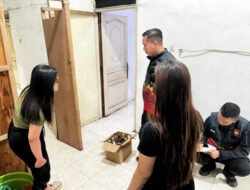 Jaga Kesucian Bulan Ramadan, Polres Gresik Razia Warung Jual Miras di Manyar