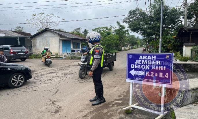 Polres Bondowoso Maksimalkan Pengaturan Lalu Lintas Pascaputusnya Jembatan Sukowiryo